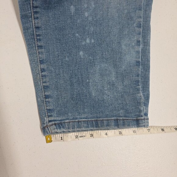 Time and Tru Womens Sz L 12-14 Med Wash Elastic Waist Pull On Denim Capris READ - Picture 11 of 12